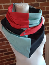 schniesel.Uny Rot Mint Schwarz Tuch