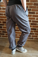 schniesel.Dunkelgrau Feincord Baumwollschlawinerhose