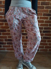 schniesel.Rosablüty Viskosepumphose