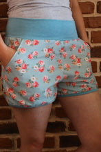 schniesel.Blumenrausch Shorts