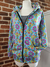 schniesel.Bunte Pink Blau Blumen Sweatjacke