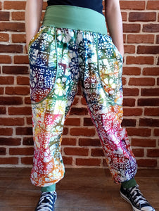 schniesel.Superbunte Grün Batik Baumwollpumphose