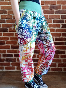 schniesel.Superbunte Grün Batik Baumwollpumphose