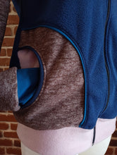 schniesel.Dunkelblau Braun Rosa Fleecejacke