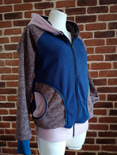 schniesel.Dunkelblau Braun Rosa Fleecejacke