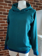 schniesel.Petrol Musselin Pulli