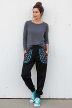 schniesel.Schwarz Anker Türkis Feincord Baumwollpumphose