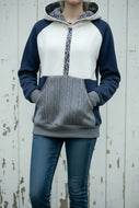 Blau Beige Grau Leo Fleecepulli
