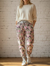 schniesel.Blümchen Rosa Grau Feincord Pumphose