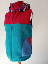 schniesel.Rot Petrol Blau Crazyflower Walkweste