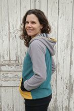 schniesel.Petrol Grau Senfgelb Streifen Cordjacke