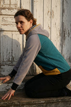 schniesel.Petrol Grau Senfgelb Streifen Cordjacke