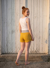 schniesel.Senfgelb Musselin Shorts