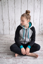 Grau Schwarz Türkis Sweatjacke