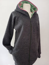 Grau Altrosa Grün Walkjacke