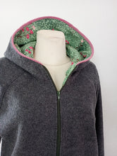 Grau Altrosa Grün Walkjacke