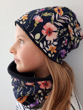 Blumentraum Schwarz Beanie Loop Set