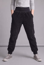 Schwarz Feincord Schlawinerhose