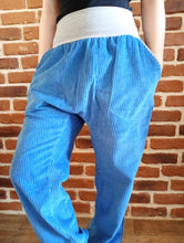 schniesel.Jeansblau Breitcord Baumwollschlawinderhose