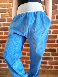 schniesel.Jeansblau Breitcord Baumwollschlawinderhose