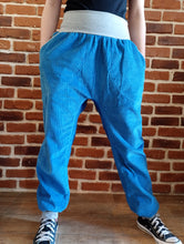 schniesel.Jeansblau Breitcord Baumwollschlawinderhose