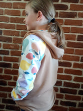 schniesel.Obstsalat Beige Sweatjacke