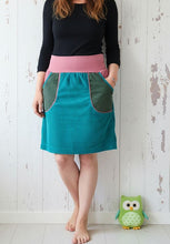 schniesel.Petrol Grün Altrosa Cordrock