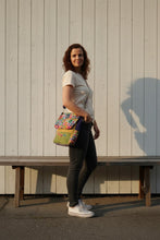 schniesel.Kunternunte Herzle Breitcord Handtasche