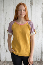 schniesel.Senfgelb Beere Musselinshirt