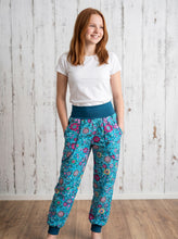 schniesel.Blau Petrol Bunte Blume Baumwollpumphose
