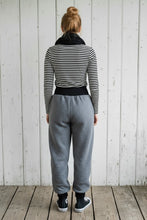 schniesel.Grau Schwarz Walkhose