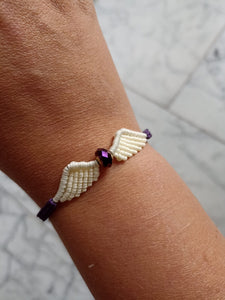 schniesel.Flügel Creme Lila Armband